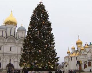 кадр видео | Десять фактов из истории новогодних елок в России